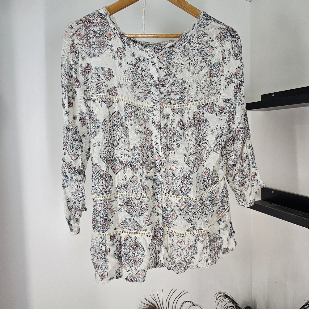 Lucky Brand tunic top, button back w inset eyelet trim and fringed neckline